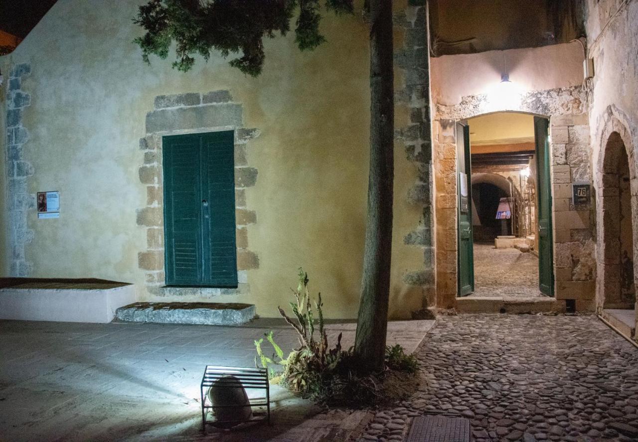 San Salvatore Monastery Hriszí Aktí Haniá Kültér fotó